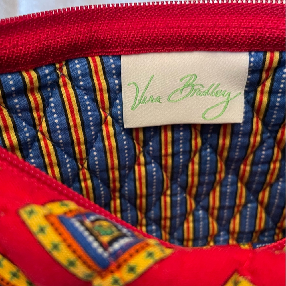 Vera Bradley- retired pattern. NWOT - see pics for dimensions - Picture 3 of 6